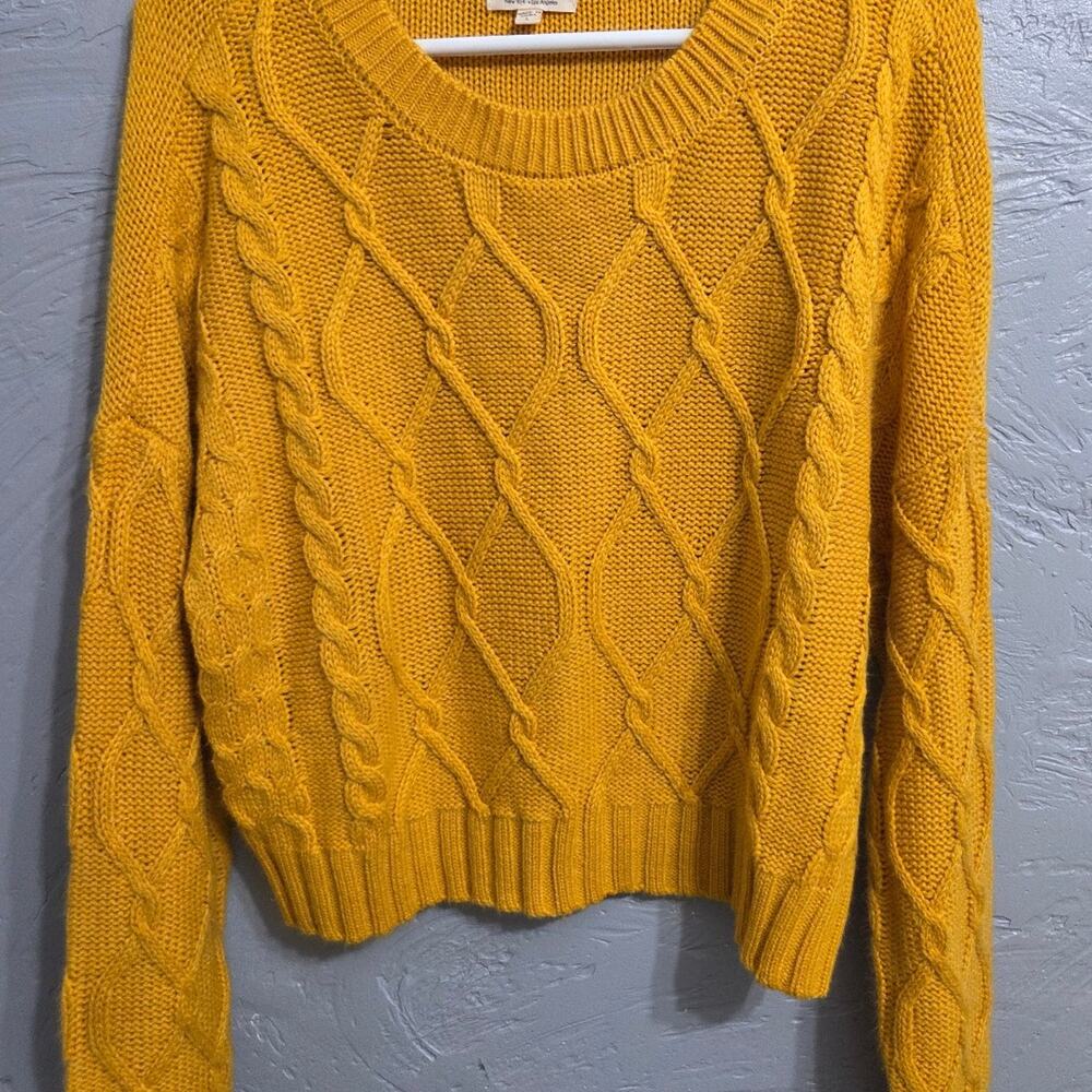 Ultra Flirt New York × Los Angeles Woman's Yellow Crewneck Sweater size L